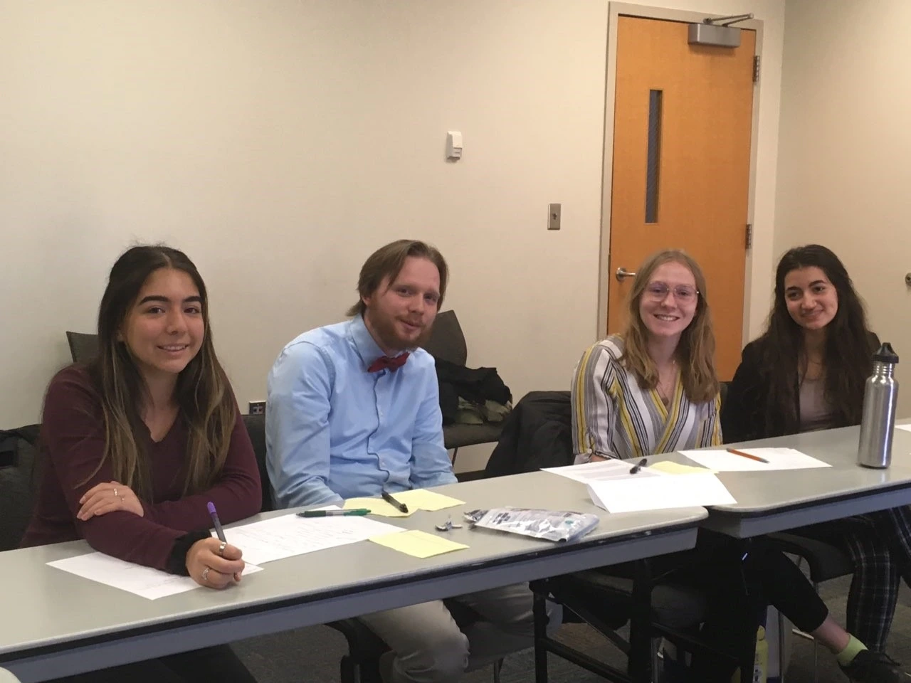 2022 UA Philosophy Ethics Bowl team in action